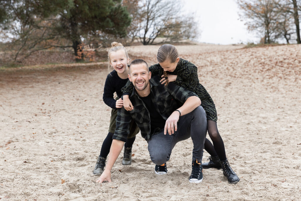 Familie fotoshoot op de Soesterduinen door Dasja Dijkstra vlak bij Utrecht en Amersfoort Fotograaf Utrecht Das Knuss Fotografie
