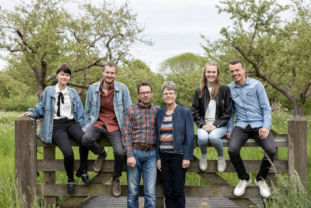 Fotoshoot in het Brediuspark in Woerden - gezinsfotograaf - familiefotograaf - Kleding is heel belangrijk voor een mooie foto. Mijn advies?