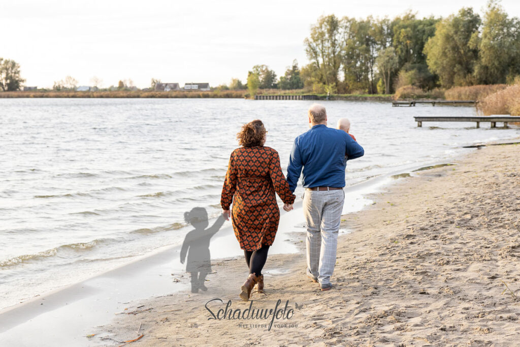 Schaduwfoto Das Knuss Fotografie fotoshoot bij de Reeuwijkse Plassen door Dasja Dijkstra Reeuwijkse Hout