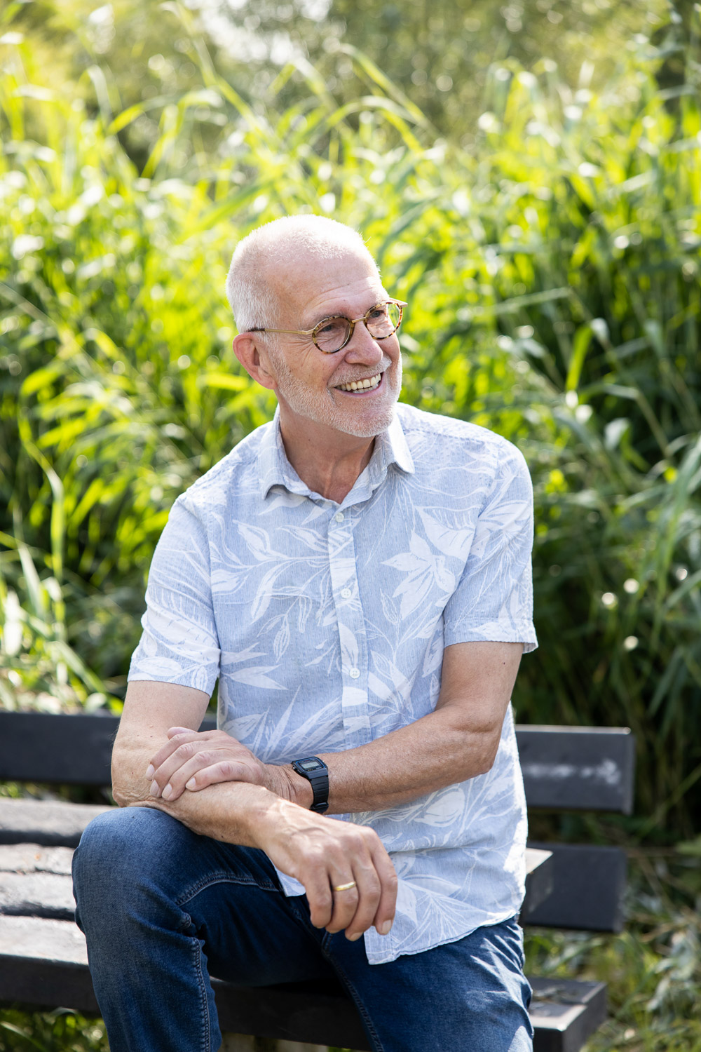 Loveshoot met een ouder koppel shoot met een ouder echtpaar door Dasja Dijkstra uit Waarder minishoot
